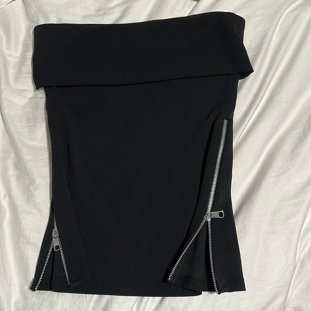 Zara women’s strapless zippered top, size small, never worn